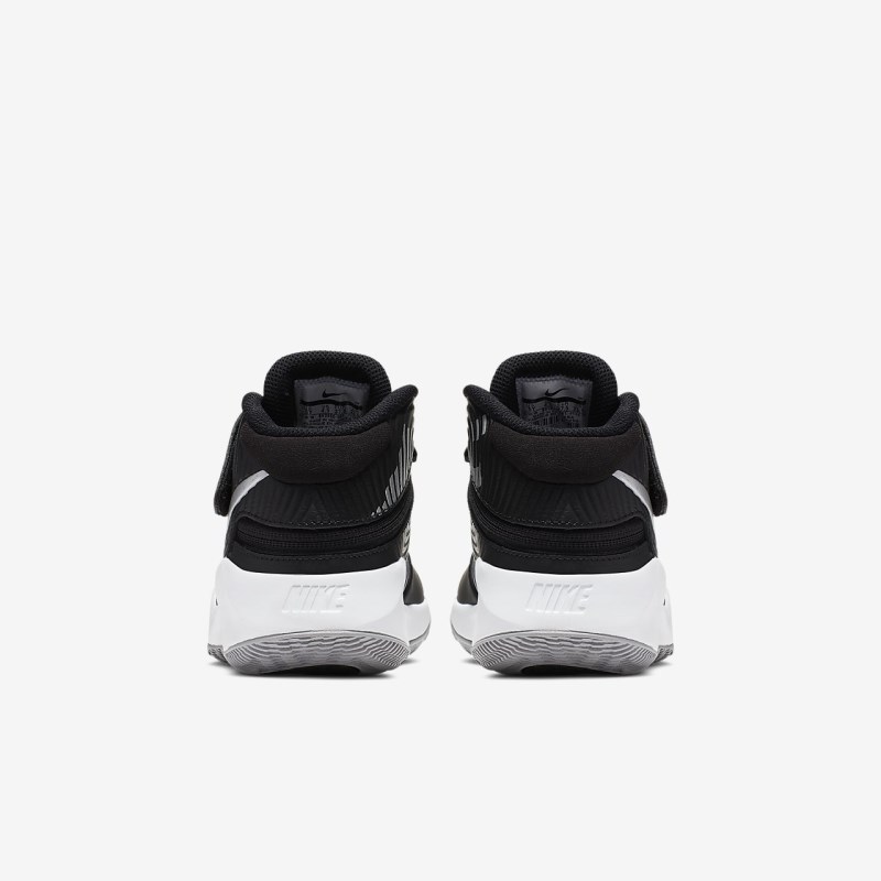 Basketbalove Tenisky Nike Team Hustle D 9 FlyEase Detske Čierne | AS8279-671
