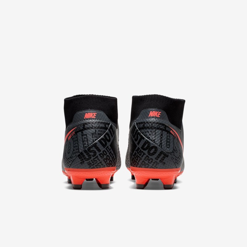 Kopačky Nike Phantom Vision Pro Dynamic Fit FG Panske Tmavo Siva | BX9361-141