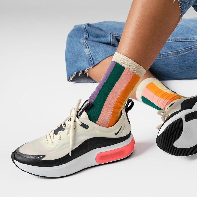Tenisky Nike Air Max Dia SE Damske Biele | EA0866-056